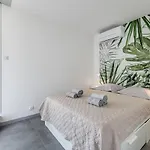 Le Canaio Upper Club Par Dodo-a-cassis * Каси