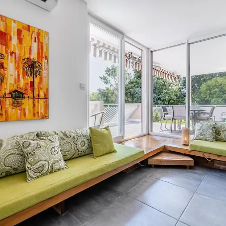 Apartment Le Canaio Upper Club Par Dodo-a-cassis *