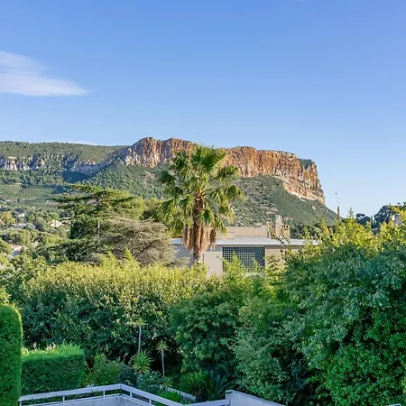Le Canaio Upper Club Par Dodo-a-cassis * קסיס