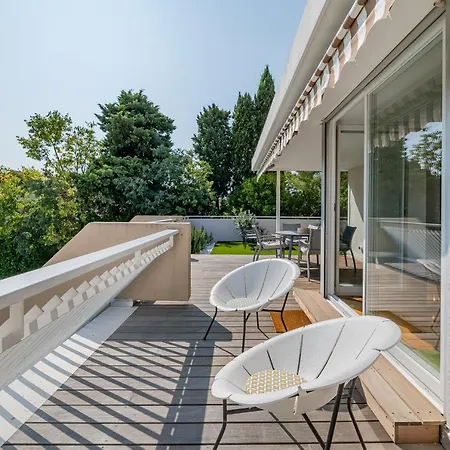 Le Canaio Upper Club Par Dodo-a-cassis *